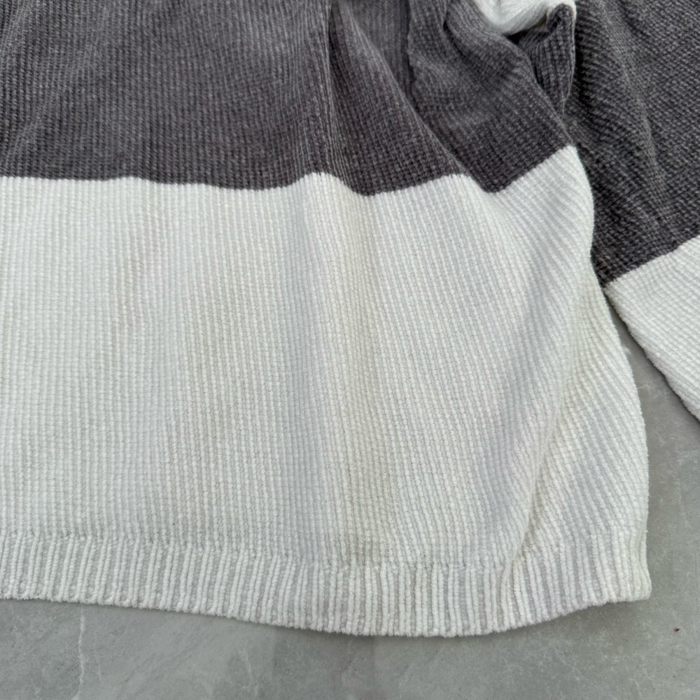 Women’s Pink Lily Striped Color Block Crewneck Knit Sweater Small - Picture 5 of 15